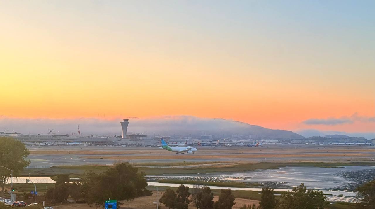 How to Beat Jet Lag Without Turning Into a Zombie — 01-sf-sunset